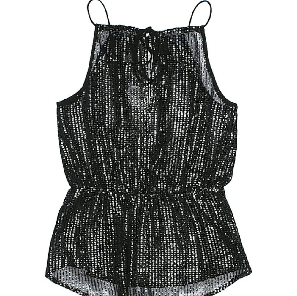Super cute sequin shirt